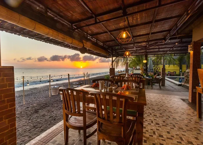 ホリデーパーク Amed Beach Resort 3*