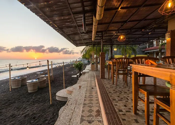 Amed Beach Resort ホリデーパーク アメッド