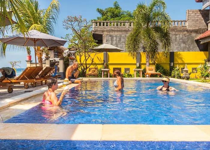 Amed Beach Resort ホリデーパーク アメッド