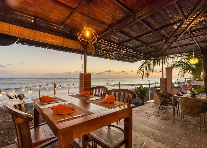 Amed Beach Resort ホリデーパーク アメッド